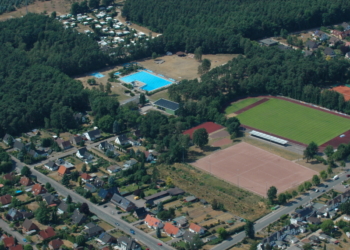 Ein Osterausflug in die Priesterkate: ‚Das Waldschwimmbad Büchen im Wandel der Zeiten‘ im Themencafé