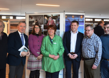 Das kann Selbsthilfe – Fotoausstellung im Kreishaus zum 30-jährigen Jubiläum von KIBIS