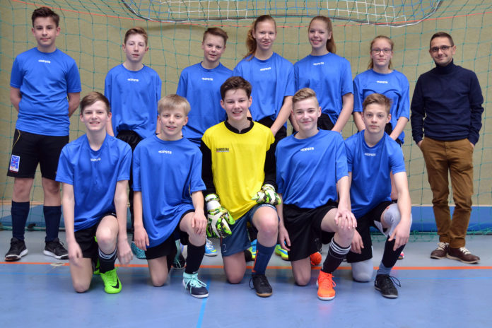 Sandesneben_Konfis_01
