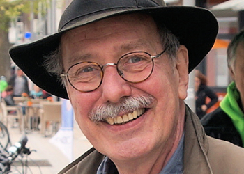 Burkhard Peters am Wahlkampfstand von Bündnis 90/ Die Grünen in Ratzeburg