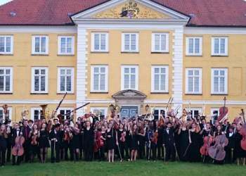 Frühjahrskonzert des LandesJugendOrchesters Schleswig-Holstein auf Schloss Wotersen