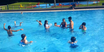 Dank hauptamtlichem Schwimmlehrer mehr Schwimmkurse bei der DRK-Wasserwacht