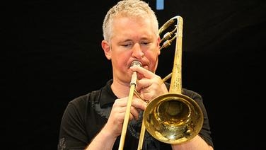 Unterwegs im Norden: die NDR Bigband mit ‚Dan’s Music‘ im Burgtheater Ratzeburg