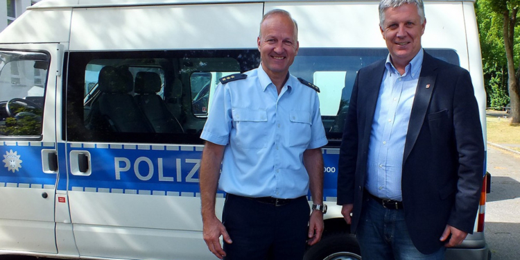 Besuch aus dem Kieler Landtag bei der Bundespolizeiabteilung in Ratzeburg