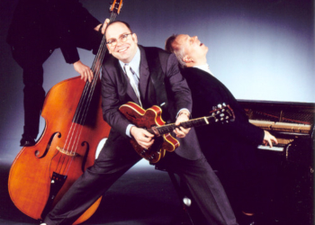 Blues vor Himmelfahrt mit ‚Eight to the bar‘