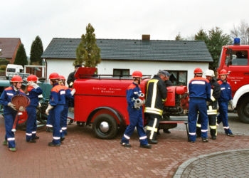 Schiphorst: Amtsfeuerwehrfest zum 90-jährigen Bestehen