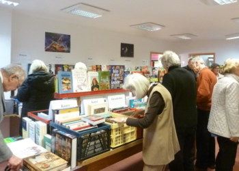 Stöbern und Entdecken: Großer Sommerbasar im Augustinum Mölln