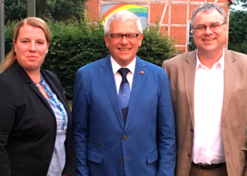 Krummesse: Hans-Peter Fiebelkorn im Bürgermeister-Amt bestätigt