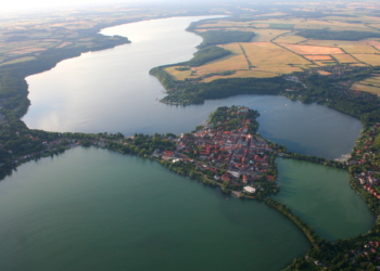 Anhaltende Wärme belastet Badegewässer – Warnung für Ratzeburger See und Küchensee