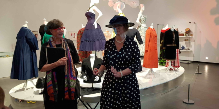 Die Welt der Haute Couture sahen Landfrauen aus Berkenthin