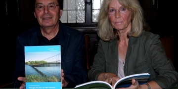 Erfolgsgeschichte: Fotodokumentation zu den Grenzöffnungen und zur Deutschen Einheit in dritter Auflage