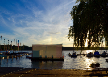 Meryl Streep tanzt auf dem Ratzeburger See