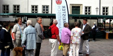 Wieder Bürgermeister-Stammtisch auf dem Ratzeburger Marktplatz