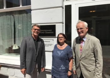 Überraschender Besuch im Ratzeburger Rathaus nach 45 Jahren