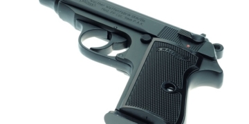 Innenminister Hans-Joachim Grote: ‚Waffenamnestie hat erneut gewirkt‘