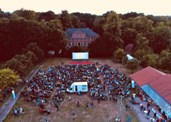 Über 1.000 Augenzeugen beim Tatort in Niendorf an der Stecknitz