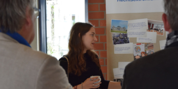 Ausstellung ‚Demokratie stärken – Rechtsextremismus bekämpfen‘ im BBZ Mölln