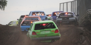 Packende Rennen beim 53. Autocross auf dem Grambeker Heidering