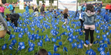 9. Kinderarmutfähnchenaktion zum Weltkindertag