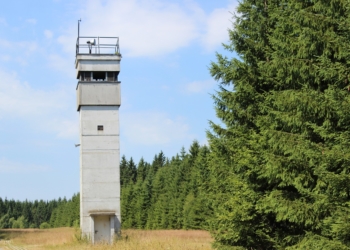 Zwischen Mauerbau und Mauerfall: Vortrag über Grenzerfahrungen im Herzogtum Lauenburg
