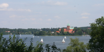 Hamburger Immobilienpreise lassen Nachfrage im Herzogtum steigen