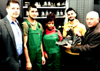 Berufliche und schulische Erstausstattung für Flüchtlinge