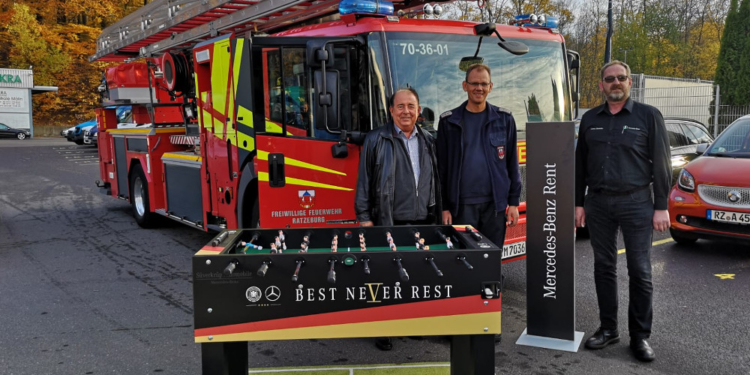 Neuer Tischkicker für die Freiwillige Feuerwehr Ratzeburg