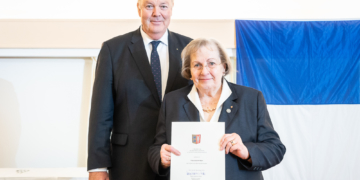 Verdiente Anerkennung: Freiherr-vom-Stein-Verdienstnadel Lieselotte Nagel und Heinrich Hanisch