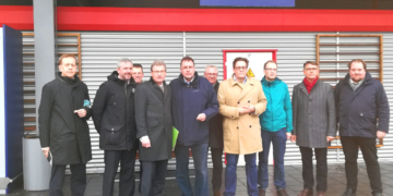 Bahnfahrt mit Verkehrsminister Dr. Bernd Buchholz von Ratzeburg nach Büchen