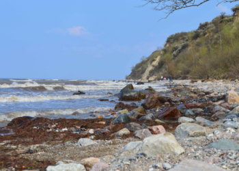 Neujahrsspaziergang: Edelsteine am Ostseestrand