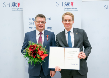 Sieben ehrenamtlich engagierte Schleswig-Holsteiner mit dem Verdienstkreuz am Bande ausgezeichnet