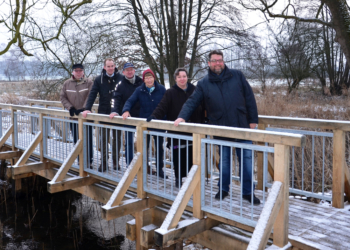 Brücke über die Delvenau an der Dückerschleuse in Witzeeze freigegeben