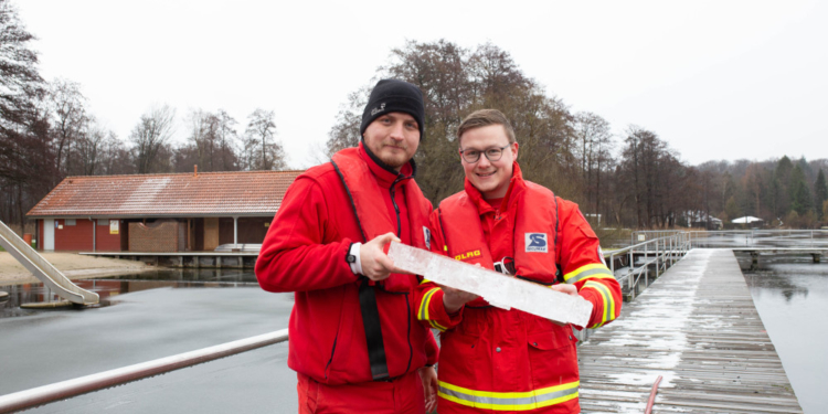 DLRG warnt vor falscher Sicherheit: Das Betreten von Eis birgt noch Gefahren