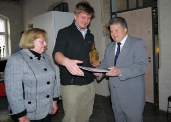 Mölln: Jan Frederik Schlie erhält den Jugendehrenamtspreis 2013