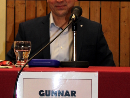 Ratzeburgs ’next‘ Bürgermeister – 1.000 Zuschauer verfolgten Vorstellungsrunde