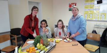 Obstspende für die Kinder der Möllner Gemeinschaftsschule