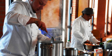 Berufsinformationstag ‚Tischlein deck´dich‘ im BBZ Mölln