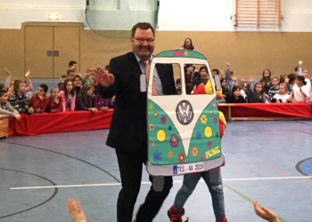 Auf Wiedersehen, Herr Ahrends!