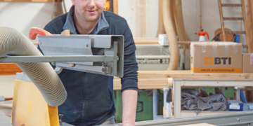 Deutlicher Rückgang der Arbeitslosigkeit im März