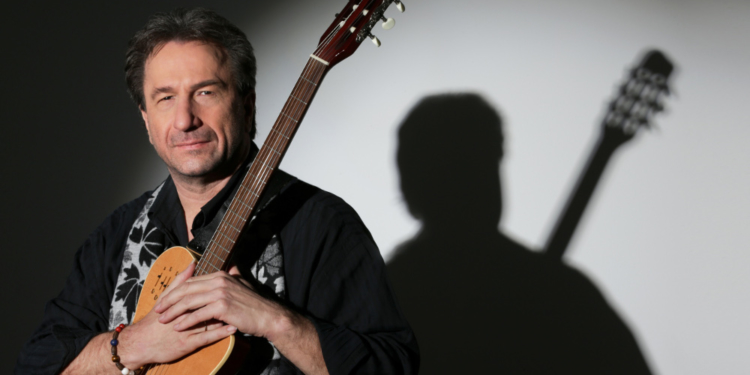 Konzert in St. Petri: Clemens Bittlinger mit ‚Atem – Klang der Seele‘