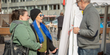 Bürgermeisterwahl in Ratzeburg: Kuchen für den guten Zweck ein voller Erfolg