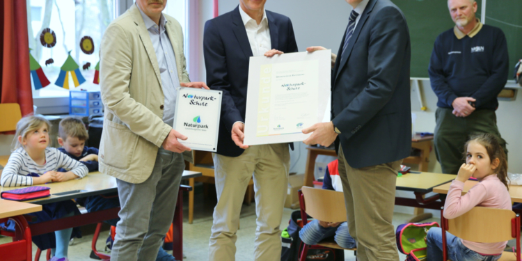 Auszeichnung der Ratzeburger Grundschule als Naturpark-Schule