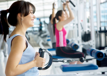 Rückenschmerzen verursachen im Kreis Herzogtum Lauenburg mehr als 22.000 Ausfalltage