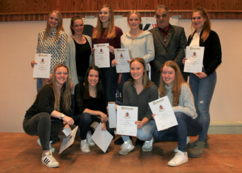 Ehrung der Meister durch den Kreissportverband