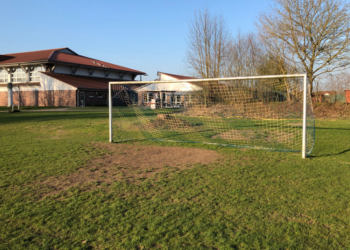 Fußballer des Krummesser SV bekommen Kunstrasenplatz