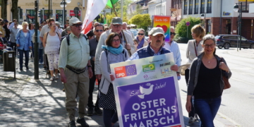 Gemeinsam für Frieden: Oster-Friedensmarsch in Mölln