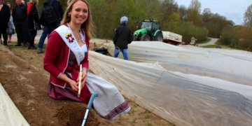 Neue Spargelherzogin eröffnet die Spargelsaison 2019