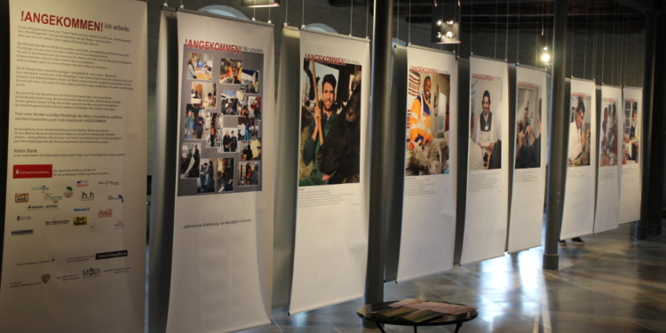 ‚!ANGEKOMMEN! Ich arbeite.‘