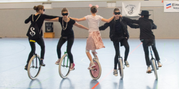 Einrad-Gala in der Grönau-Halle