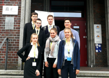 ‘Launching Local Living Economies to Achieve Global Prosperity‘ – 7 Schüler aus Mölln und Schwarzenbek diskutieren in Rostock über Weltpolitik